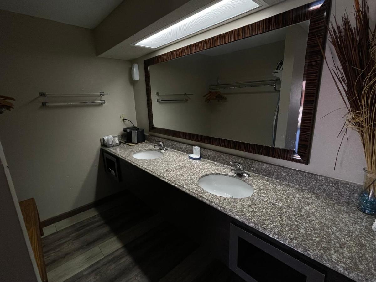 Royal Inn & Suites Mountain Grove Eksteriør bilde